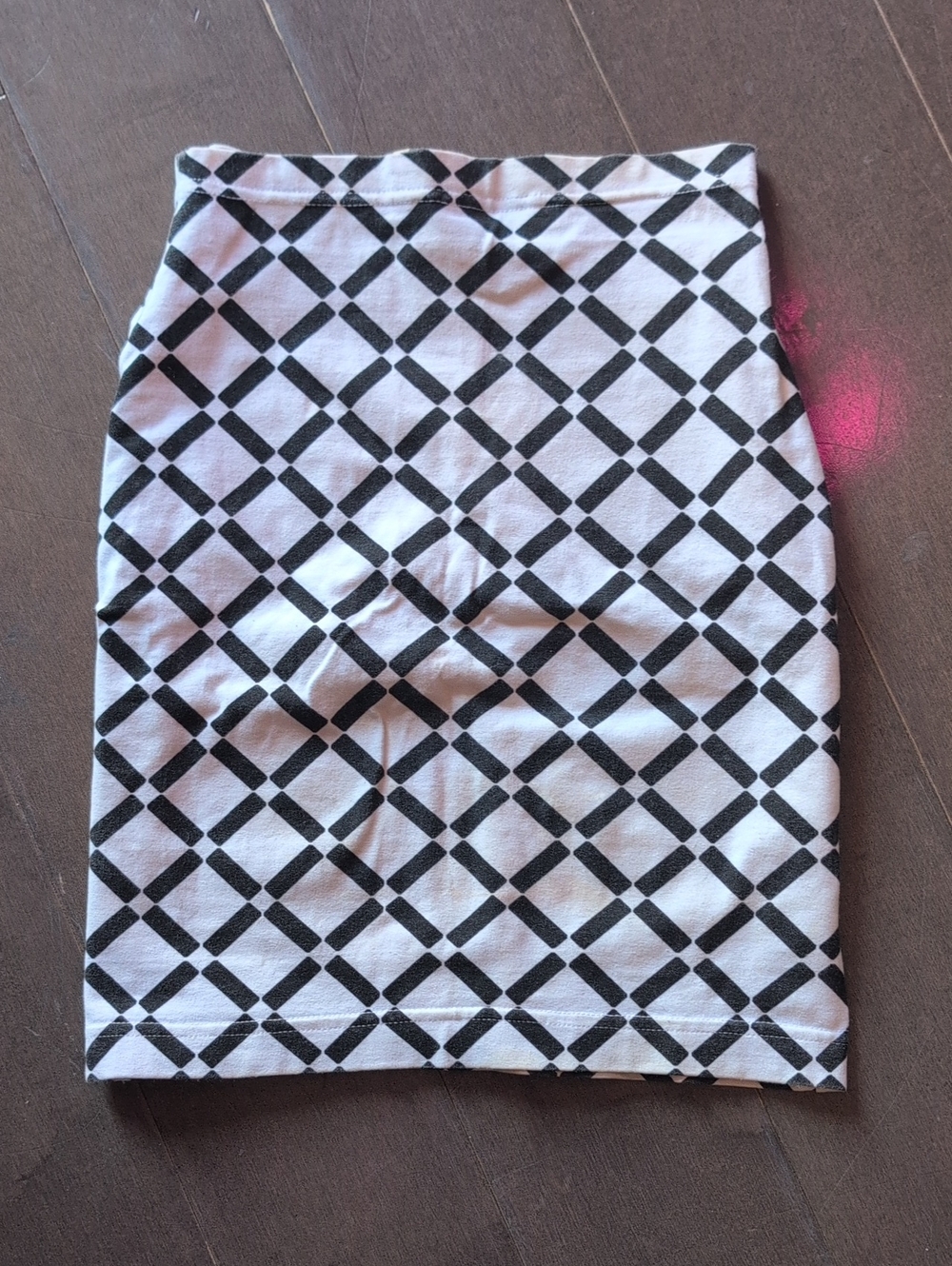 Forever 21 Black & White Mini Skirt